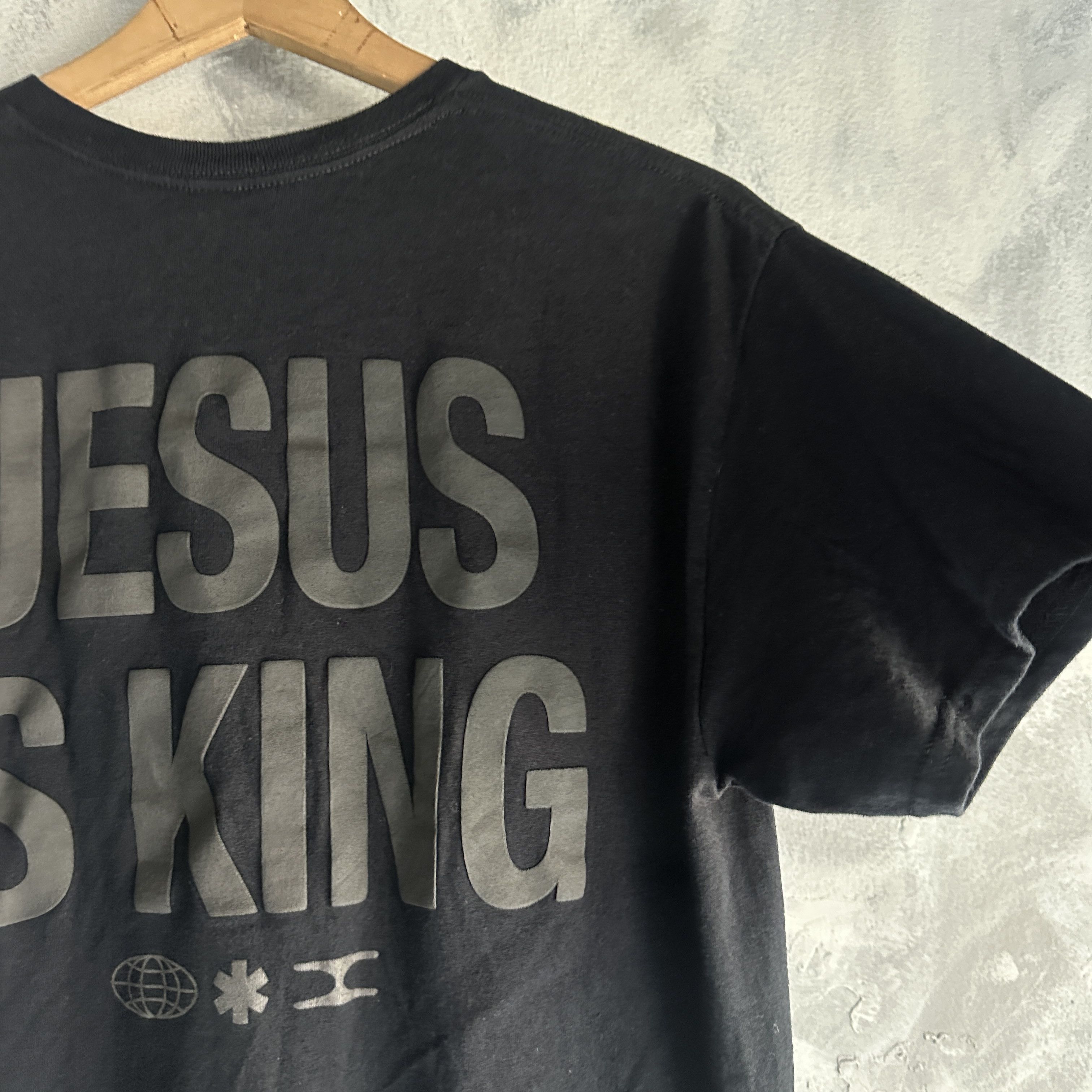 Other Jesus Is King T Shirt Medium Mens On The Low Short Sleeve Size US M / EU 48-50 / 2 - 4 Thumbnail