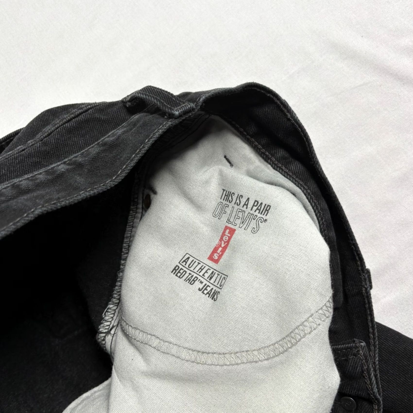 Levi's VINTAGE Levi's Jeans Mens 38x30 Black 505 Straight Leg Denim 90s Mens Jeans Black 90s Levi's Straight Size US 38 / EU 54 - 3 Thumbnail