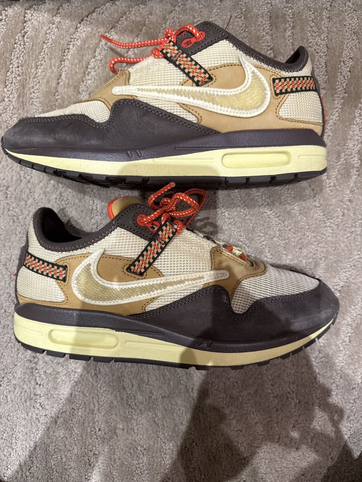 Nike × Travis Scott Travis Scott x Air Max 1 'Baroque Brown' Size US 8 / EU 41 - 1 Thumbnail