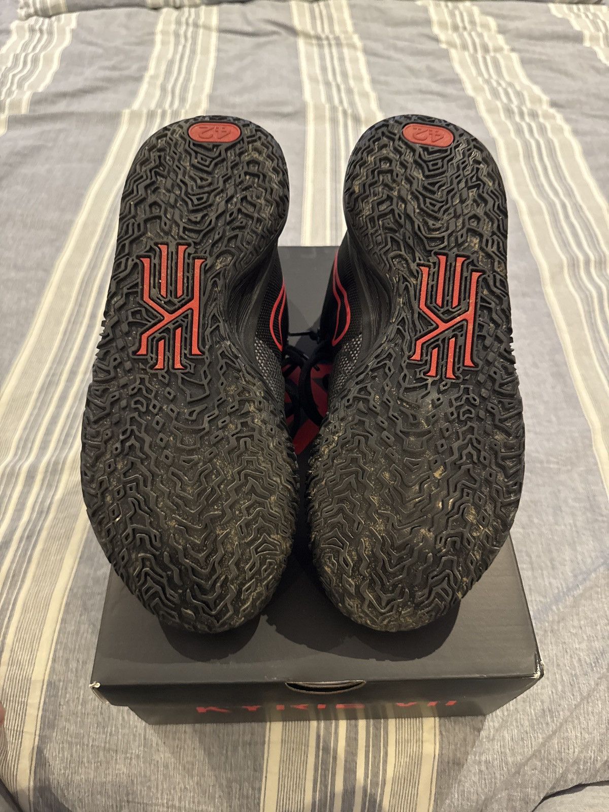 Nike Nike Kyrie 7 Bred Size US 8.5 / EU 41-42 - 5 Thumbnail
