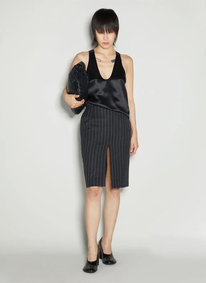 Saint Laurent Paris oc11z1025 Tank Top in Silk Satin Crepe in Black Size XS / US 0-2 / IT 36-38 - 2 Thumbnail