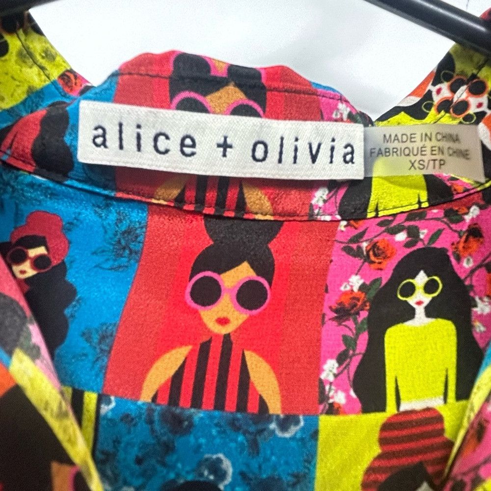 Alice + Olivia ALICE + OLIVIA WILLA CHECKERED GRAPHIC SILK BUTTON UP SHIRT Size XS / US 0-2 / IT 36-38 - 3 Thumbnail
