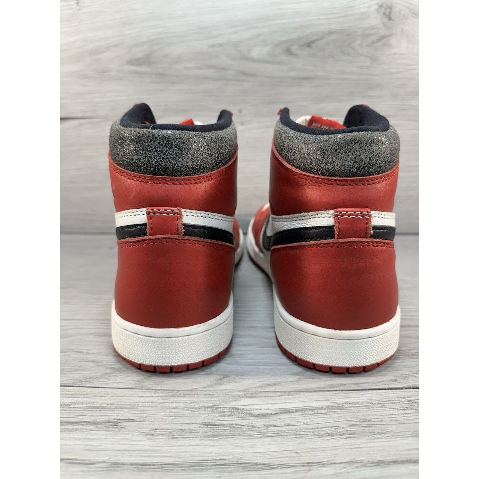 Jordan Brand Jordan 1 Retro High Chicago Reimagined Lost & Found - 9.5 Size US 9.5 / EU 42-43 - 5 Thumbnail