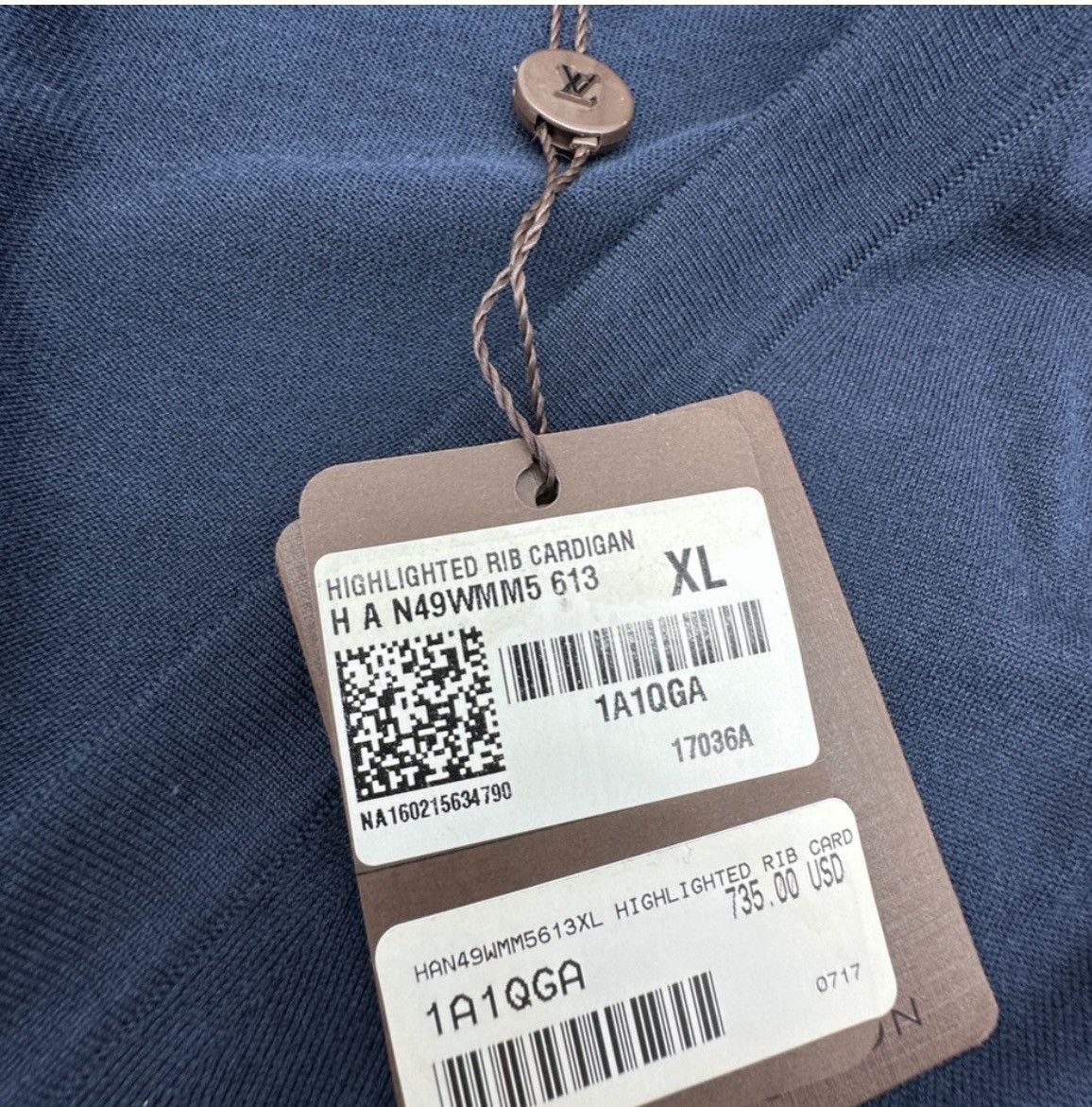 Louis Vuitton Louis Vuitton Men’s Cardigan Brand new With Tags XL Size US XL / EU 56 / 4 - 4 Thumbnail