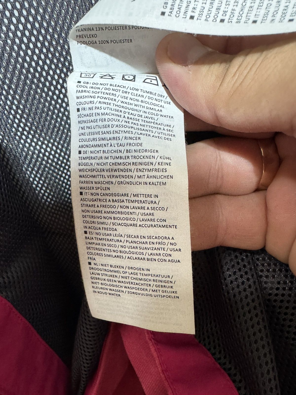 Berghaus × The Mountain Berghaus Women's Elara Waterproof Shell Jacket UK 14 Size L / US 10 / IT 46 - 19 Thumbnail