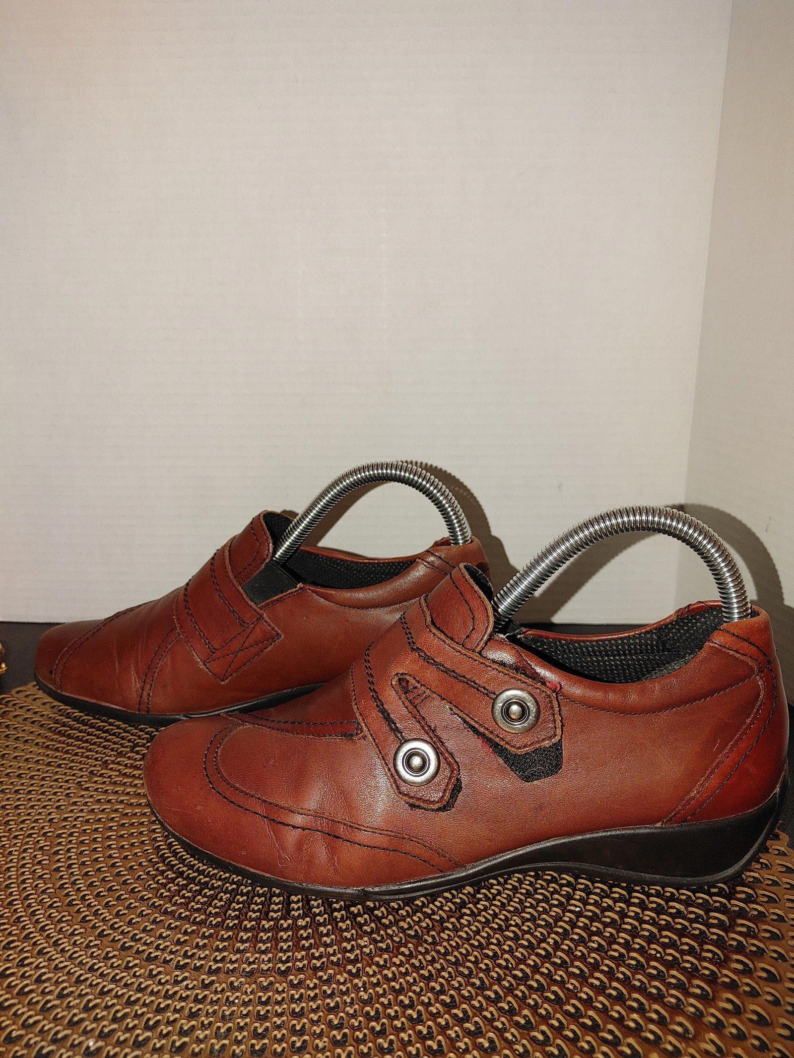 Designer Remonte Leather Shoes Size 37 Size US 6.5 / IT 36.5 - 1 Thumbnail