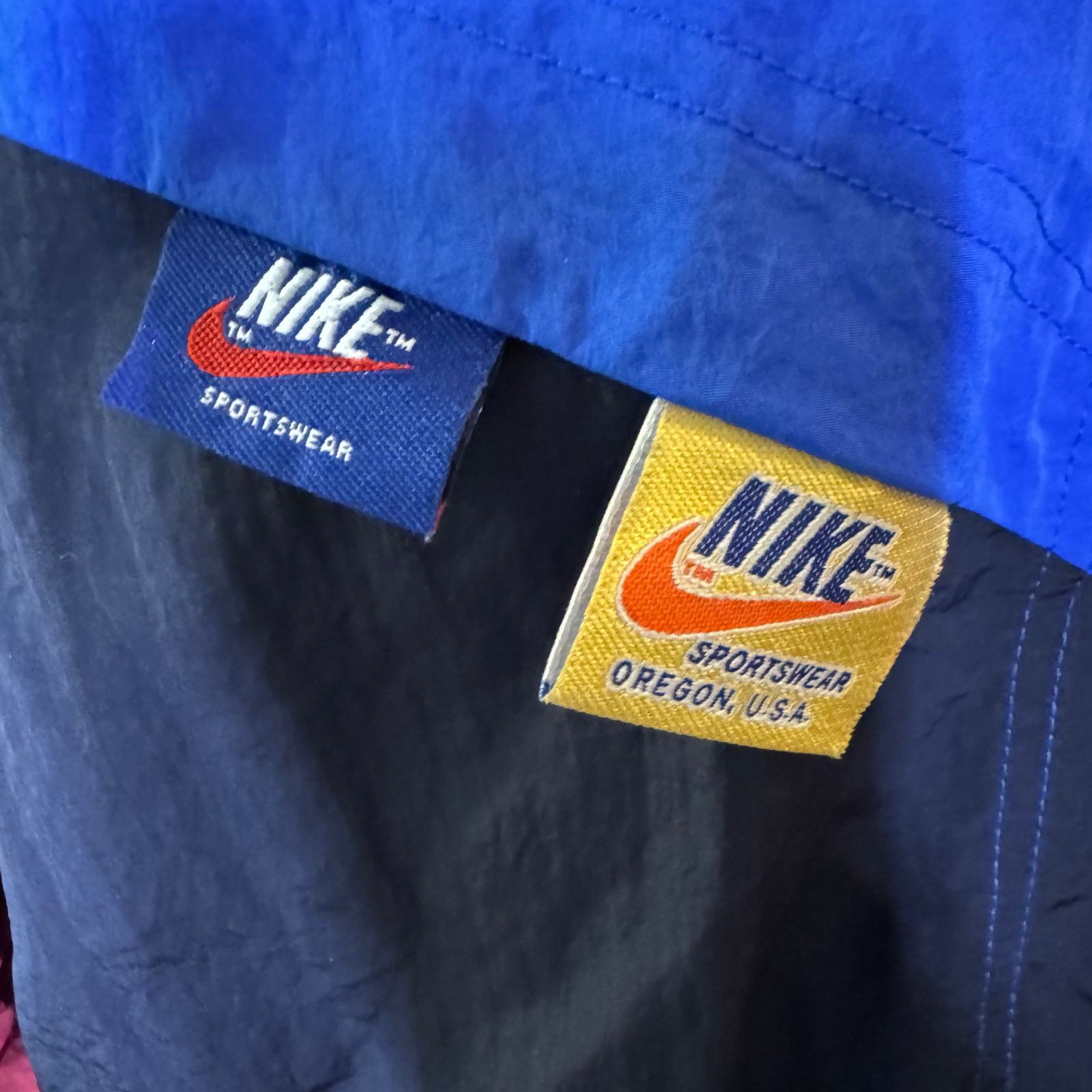 Nike Nike Women Sportswear Icon Clash Track Woven Jacket Sz. S Size S / US 4 / IT 40 - 5 Thumbnail