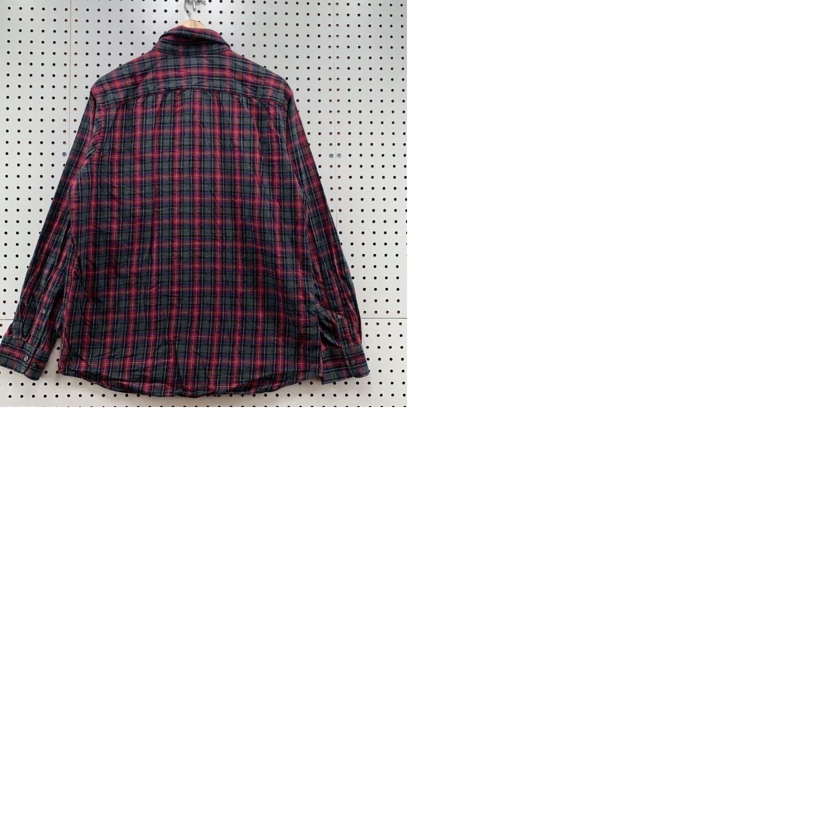 Banana Republic Banana Republic Button Down Shirt Men Size Large Red Black Checker Long Sleeve Shirt Mens Size US L / EU 52-54 / 3 - 10 Thumbnail