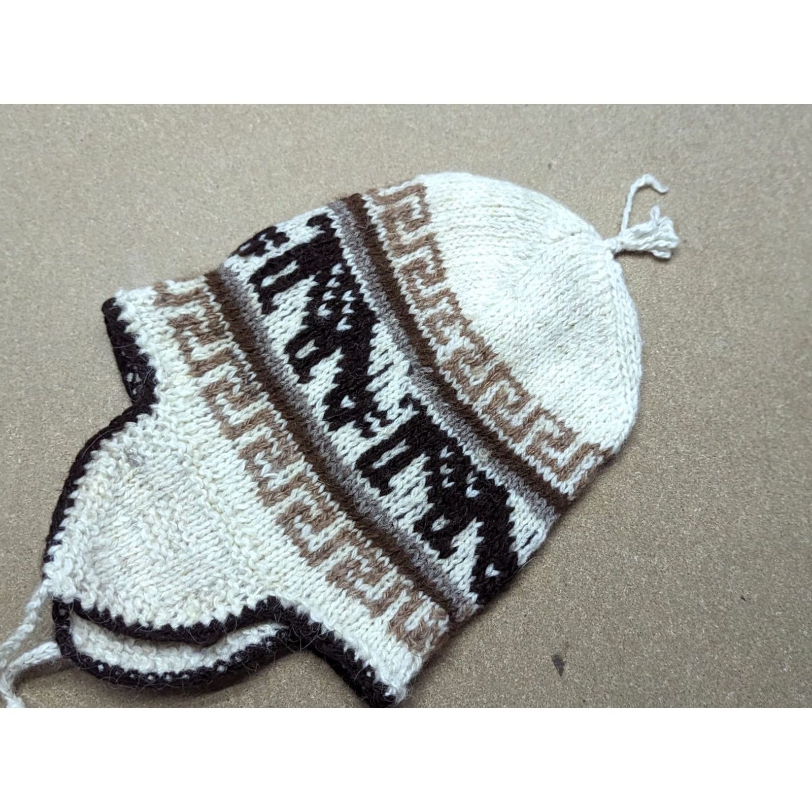 Vintage Handmade Alpaca Wool Beanie Hat One Size Striped Ear Flap Chin Strap Knit Unisex Adults Knitted Size ONE SIZE - 2 Thumbnail