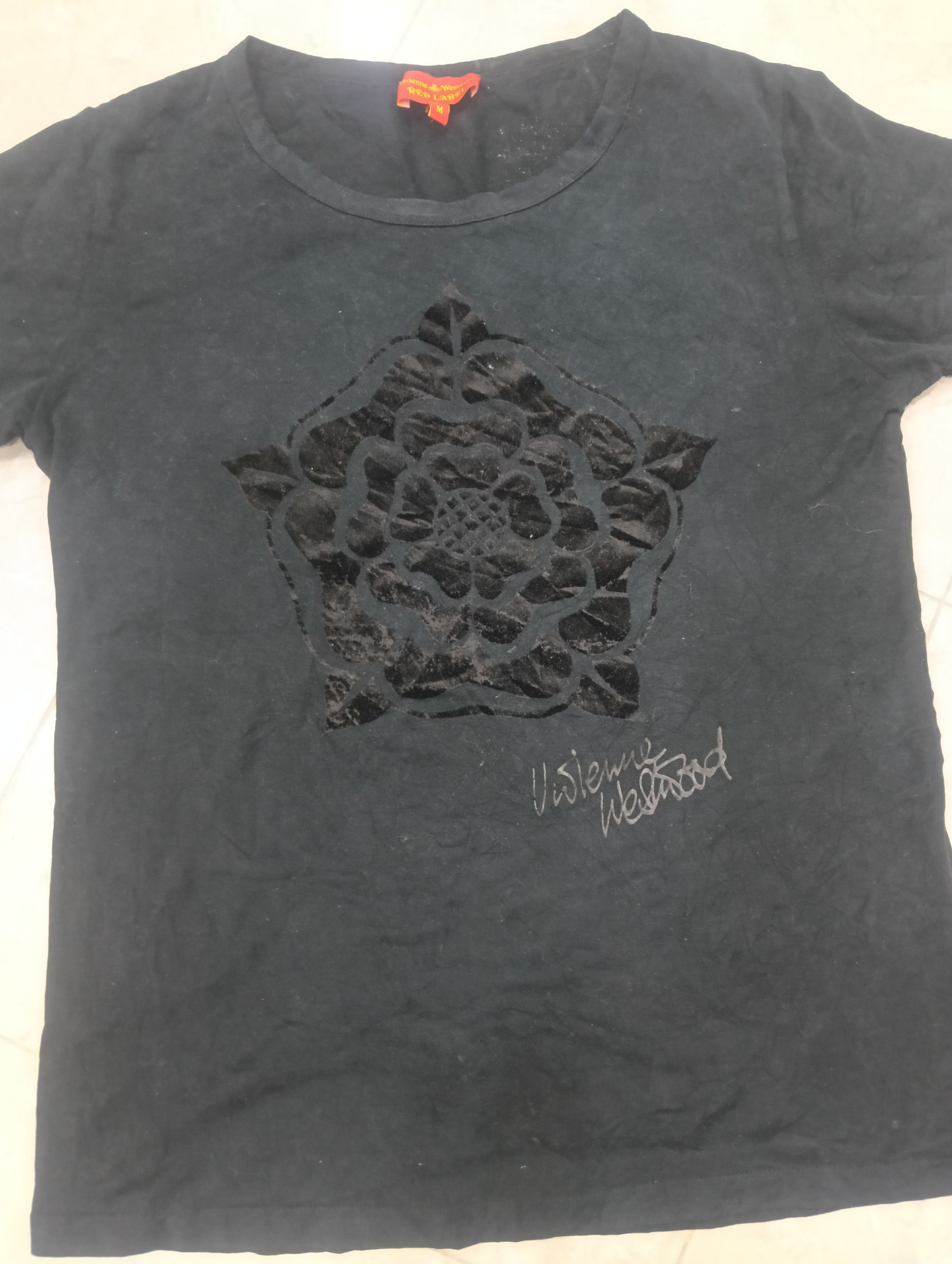 Vivienne Westwood Vivienne Westwood Tee Size M / US 6-8 / IT 42-44 - 1 Thumbnail