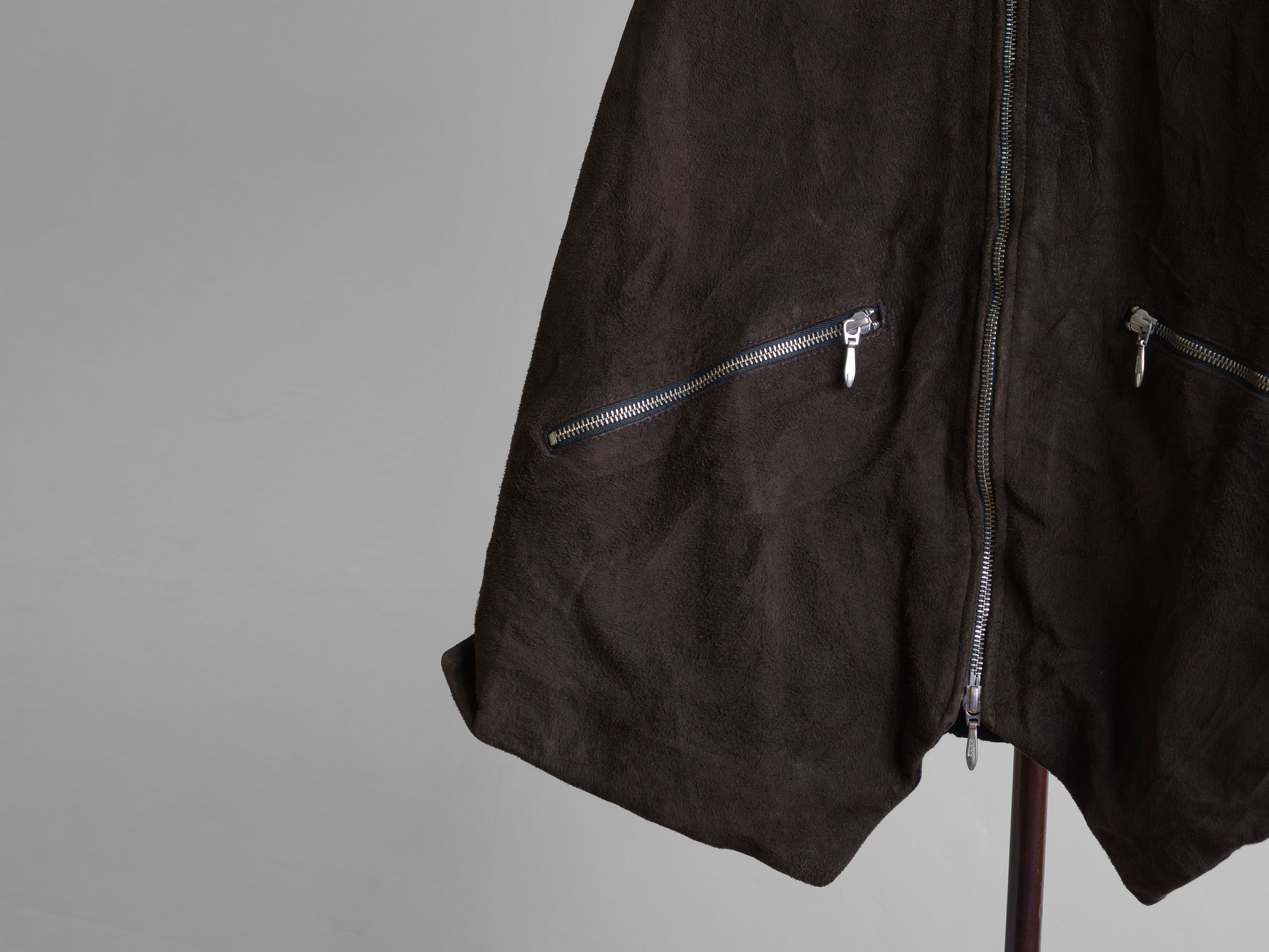 Paul Harnden Shoemakers MEN'S GILET CHAMOIS LEATHER BROWN Size US M / EU 48-50 / 2 - 5 Thumbnail