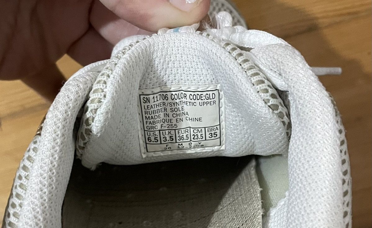 SKECHERS Vintage Sketchers Low top sneakers in White and Gold Size US 5.5 / IT 35.5 - 6 Thumbnail