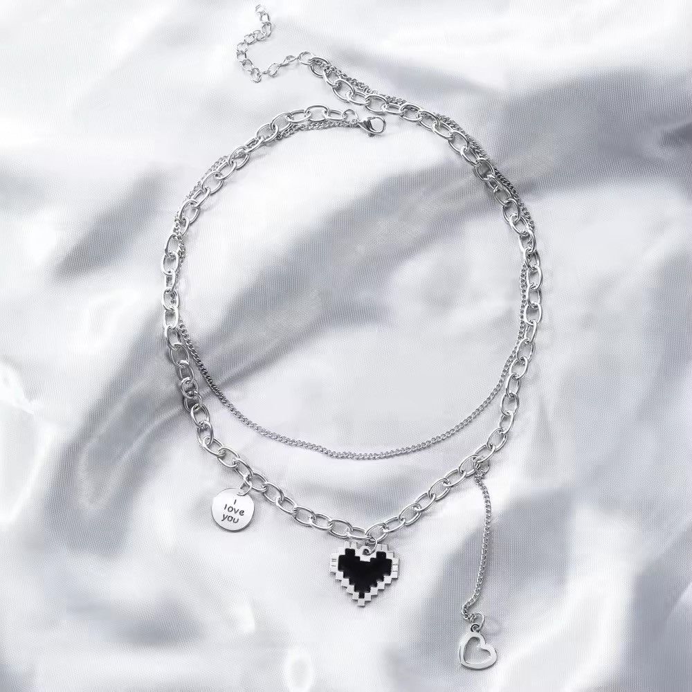 Jewelry × Vintage Black Mosaic Love Pendant Necklaces Suitable For Women Size ONE SIZE - 1 Thumbnail