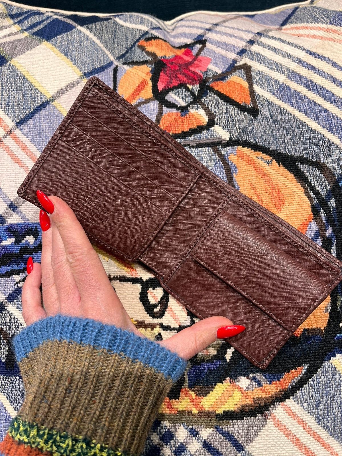 Vivienne Westwood o1f1d3z0525 Size: OS / Coin Pocket Man Wallet in Brown Size ONE SIZE - 2 Thumbnail