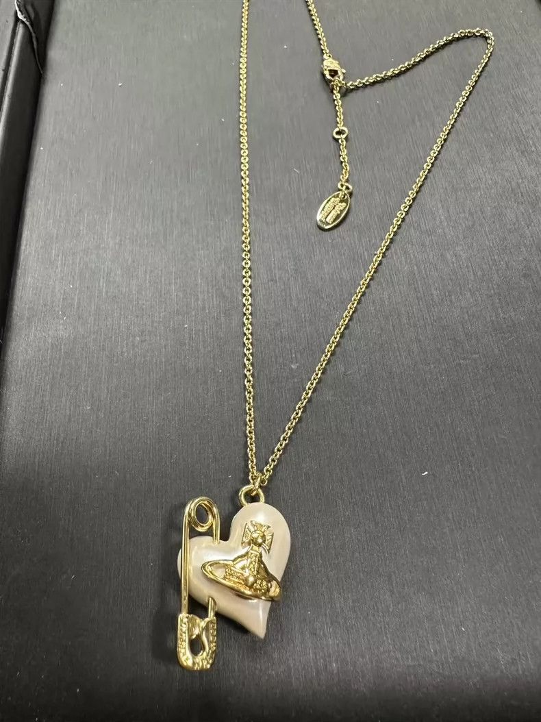 Vivienne Westwood Vivienne Westwood Saturn love pin pearl necklace Size ONE SIZE - 1 Thumbnail