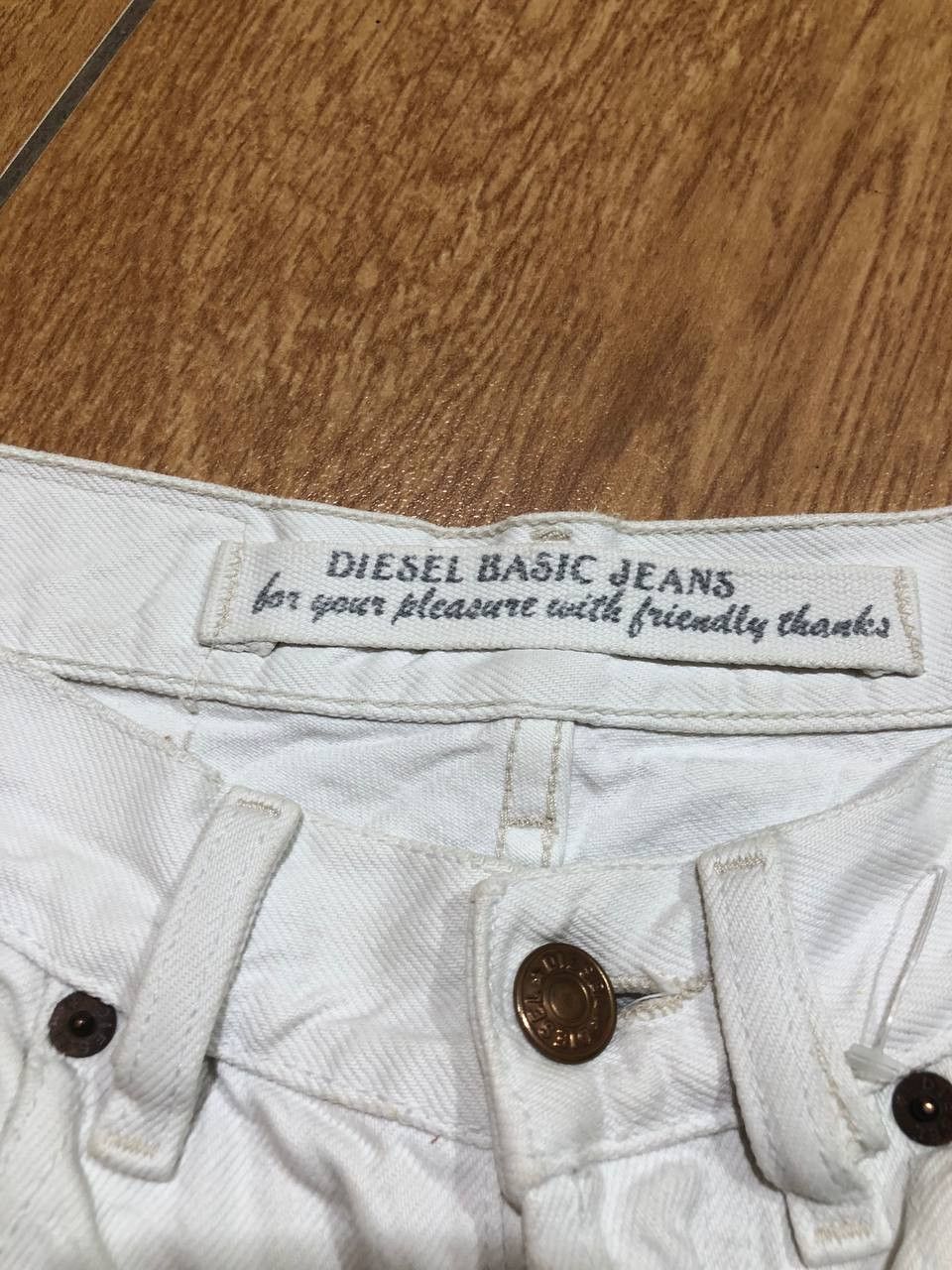 Diesel VTG Diesel Saddle Basic Tapered White Denim Jeans shorts Size US 29 - 2 Thumbnail