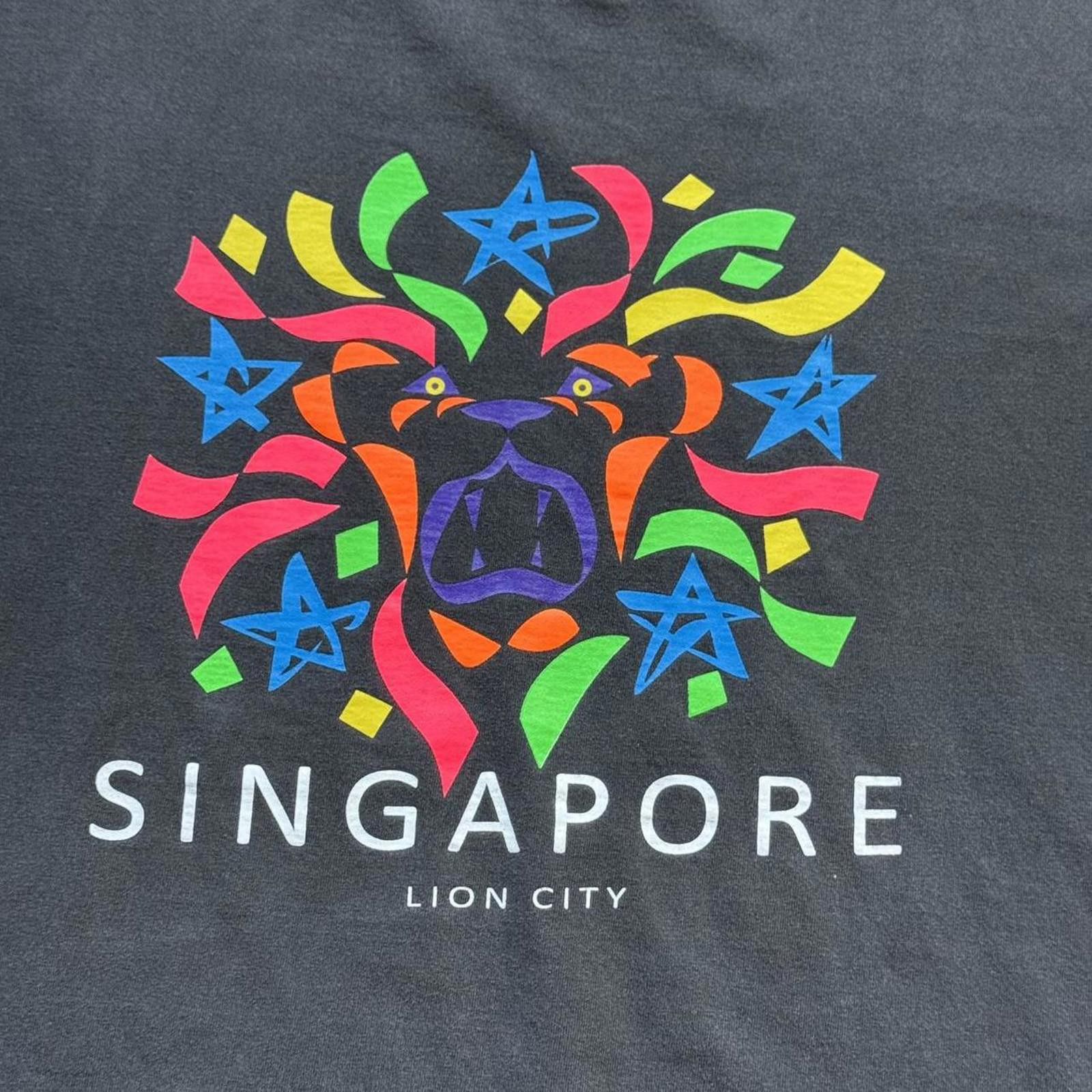 Other Singapore "Lion City” Faded Vintage Y2K Graphic T-shirt Size US XXL / EU 58 / 5 - 3 Thumbnail