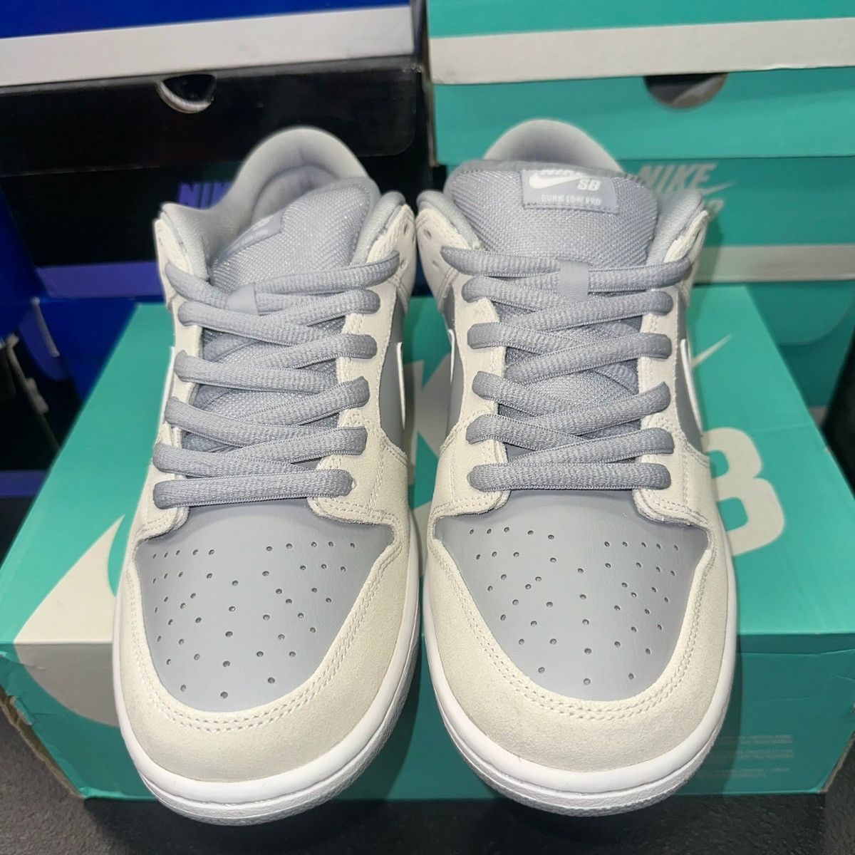 Nike Size 10.5 - Nike SB Dunk Low Wolf Grey Summit - AR0778-110 Size US 10.5 / EU 43-44 - 4 Thumbnail
