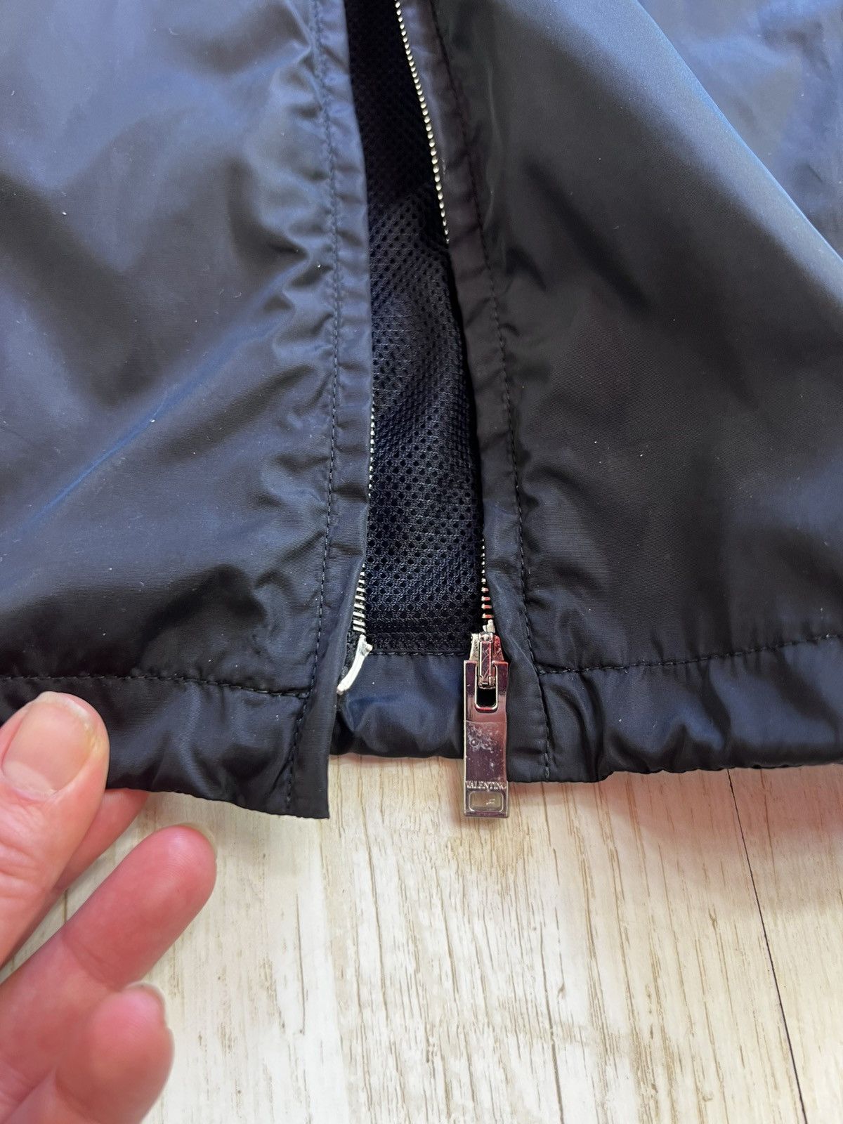 Valentino Valentino Black Nylon Windbreaker Jacket Size US S / EU 44-46 / 1 - 23 Thumbnail