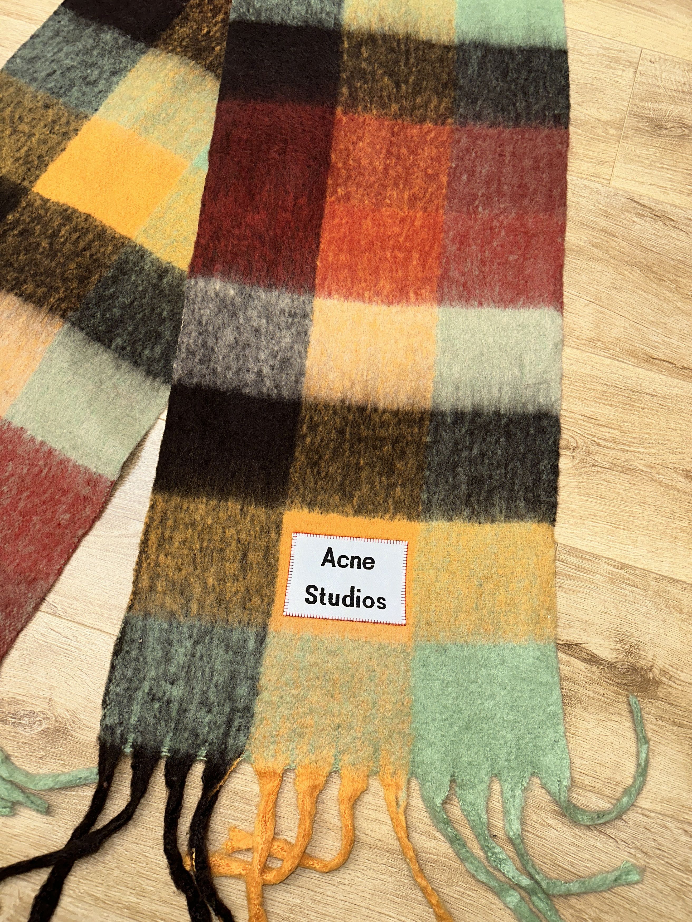 Acne Studios Acne Studios Check Wool Mohair Scarf Unisex 250cm Size ONE SIZE - 7 Thumbnail
