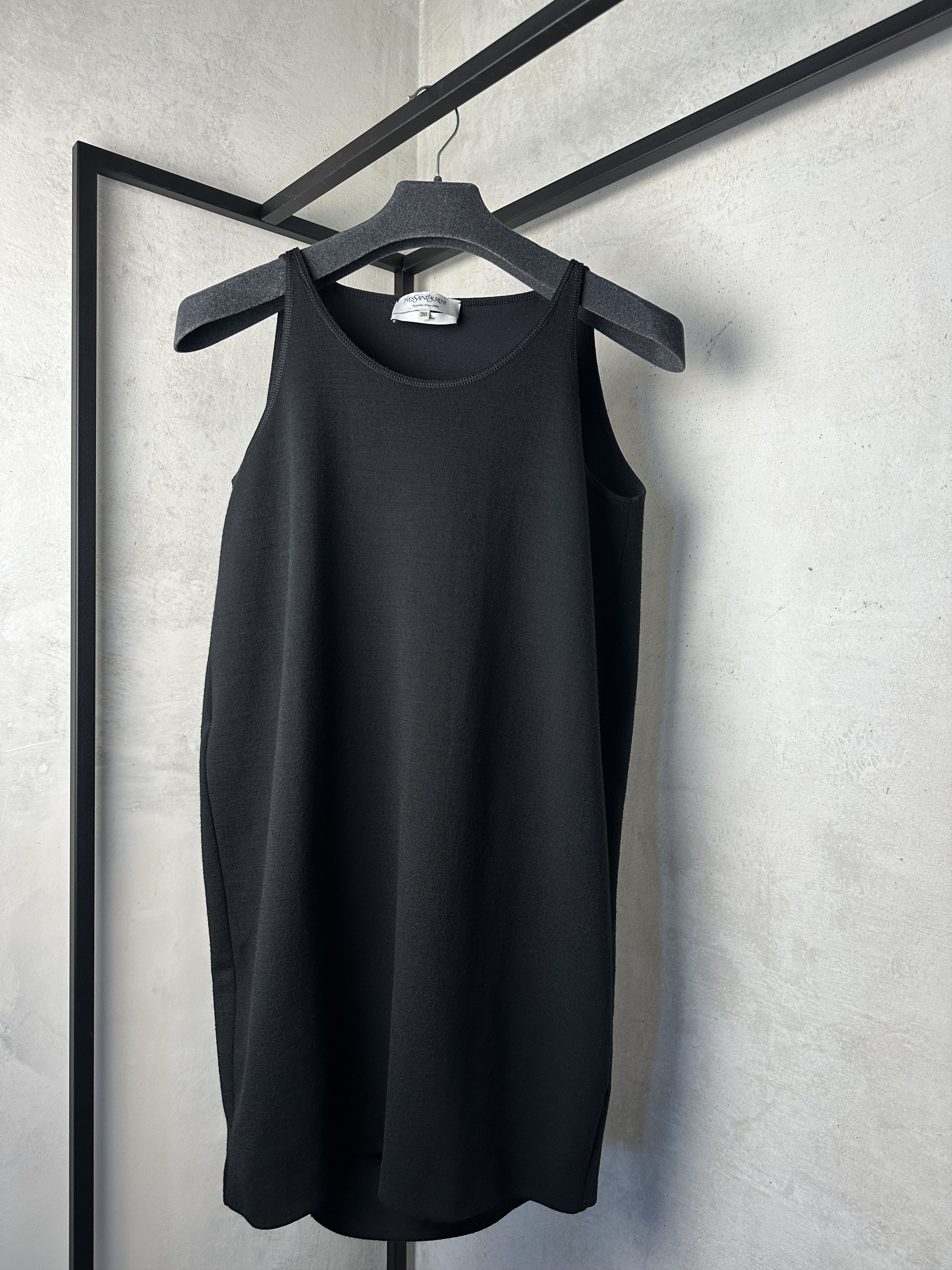Yves Saint Laurent Yves Saint Laurent AW09 Mini Barrel Wool Dress Size S / US 4 / IT 40 - 1 Thumbnail