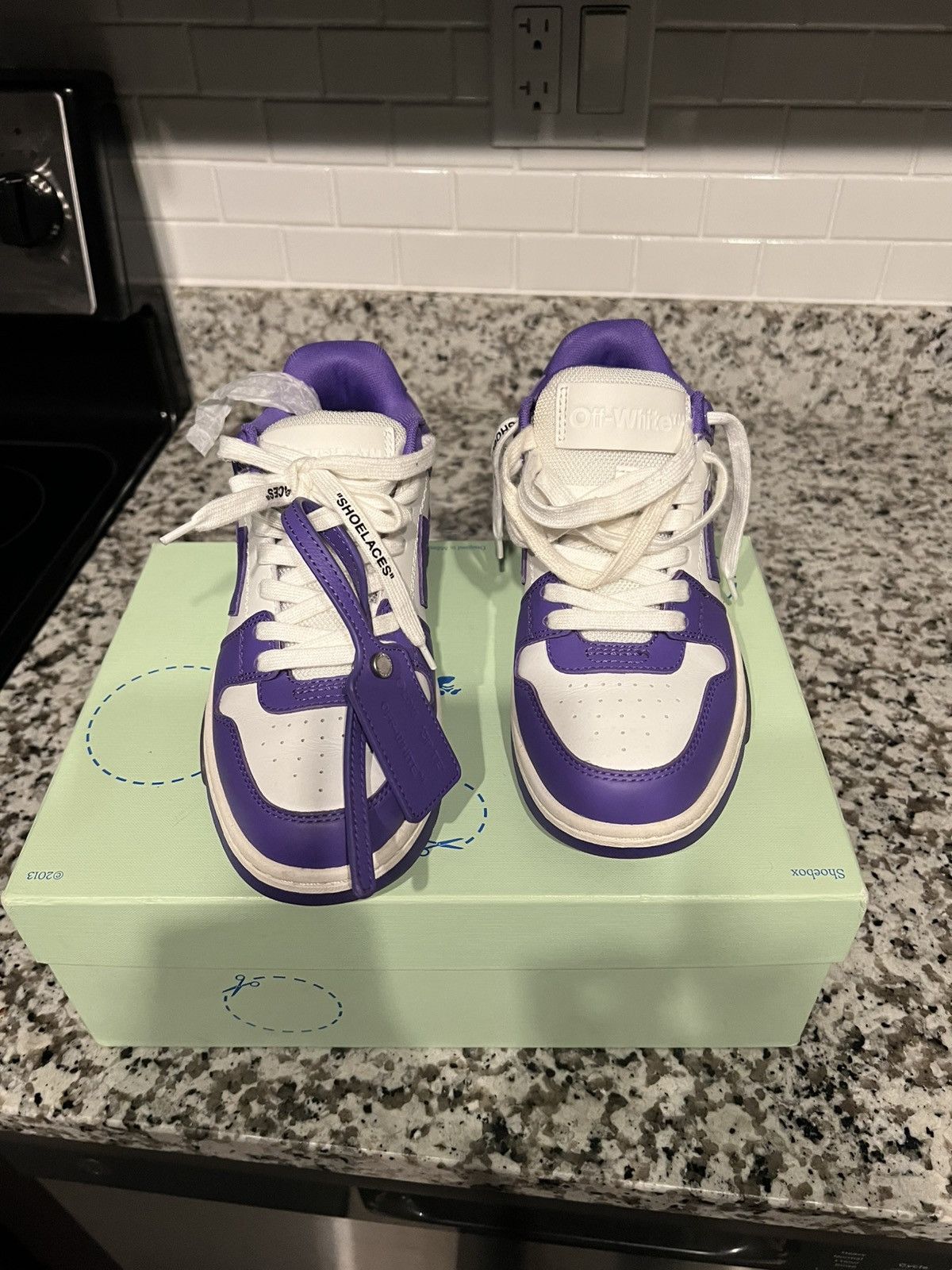 Off-White Off white out of office Purple And White Size US 7 / IT 37 - 1 Thumbnail