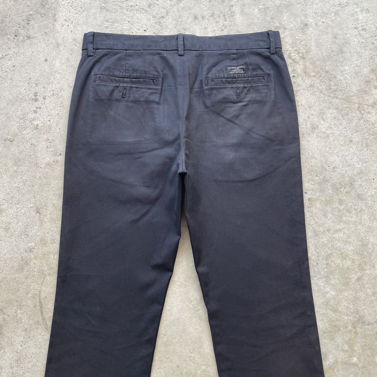Banana Republic Vintage Banana Republic Black Faded Chinos Trousers Pants Size US 33 - 10 Thumbnail