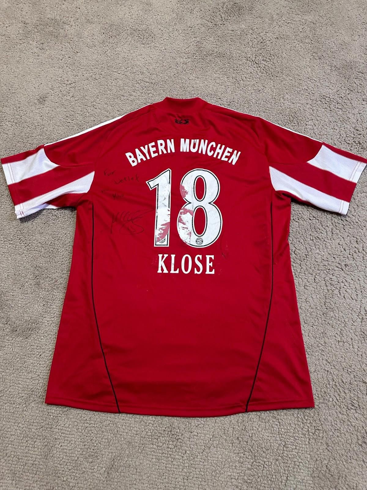 Adidas Bayern Munchen 2010 #18 Klose Adidas Shirt Football SIGNATUR Size US XL / EU 56 / 4 - 8 Thumbnail