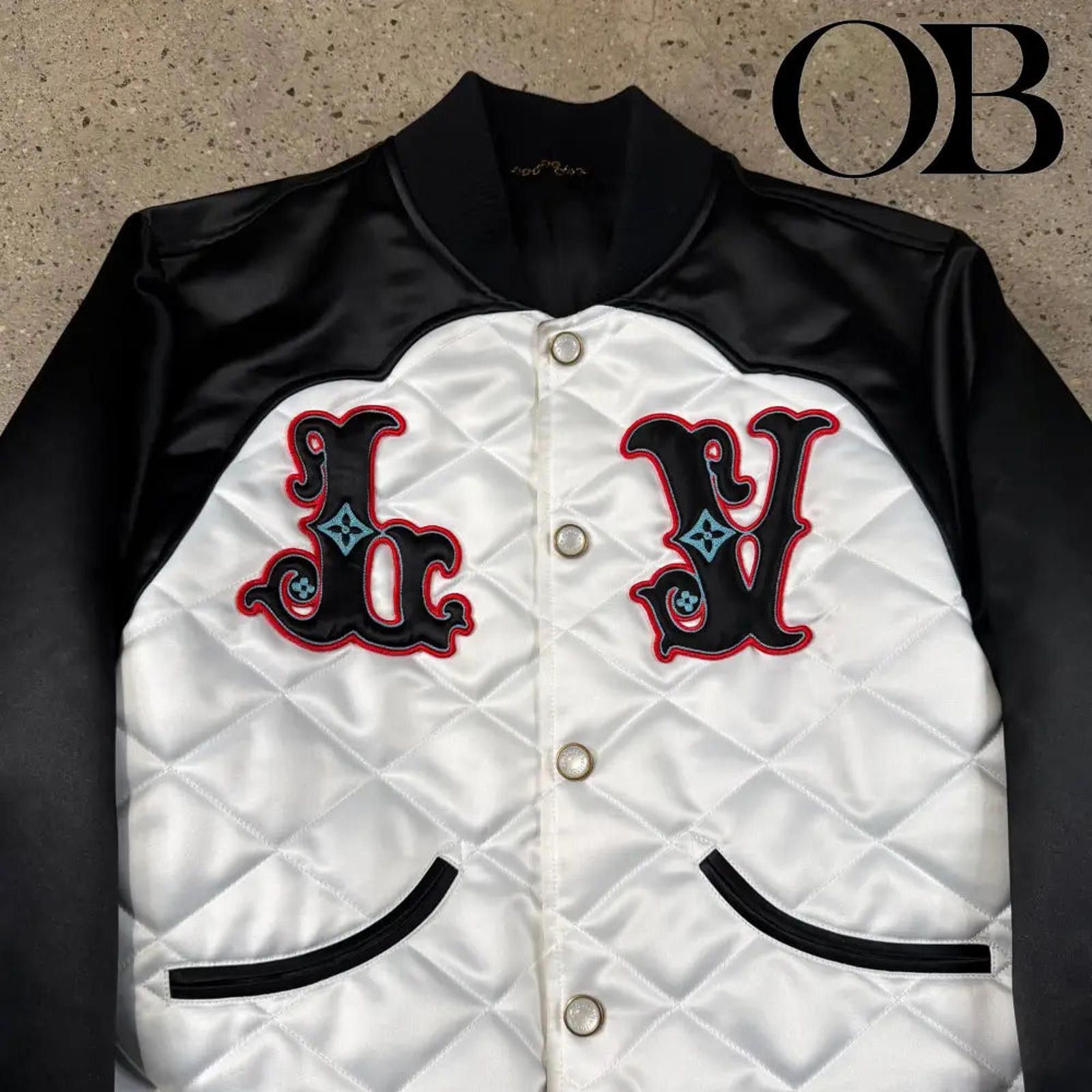 Louis Vuitton Louis Vuitton BiColor Satin Bomber Jacket Size US L / EU 52-54 / 3 - 3 Thumbnail