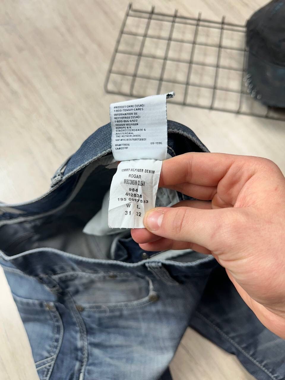 Tommy Hilfiger × Vintage Vintage Hilfiger Denim Distressed Jeans Size US 31 - 7 Thumbnail