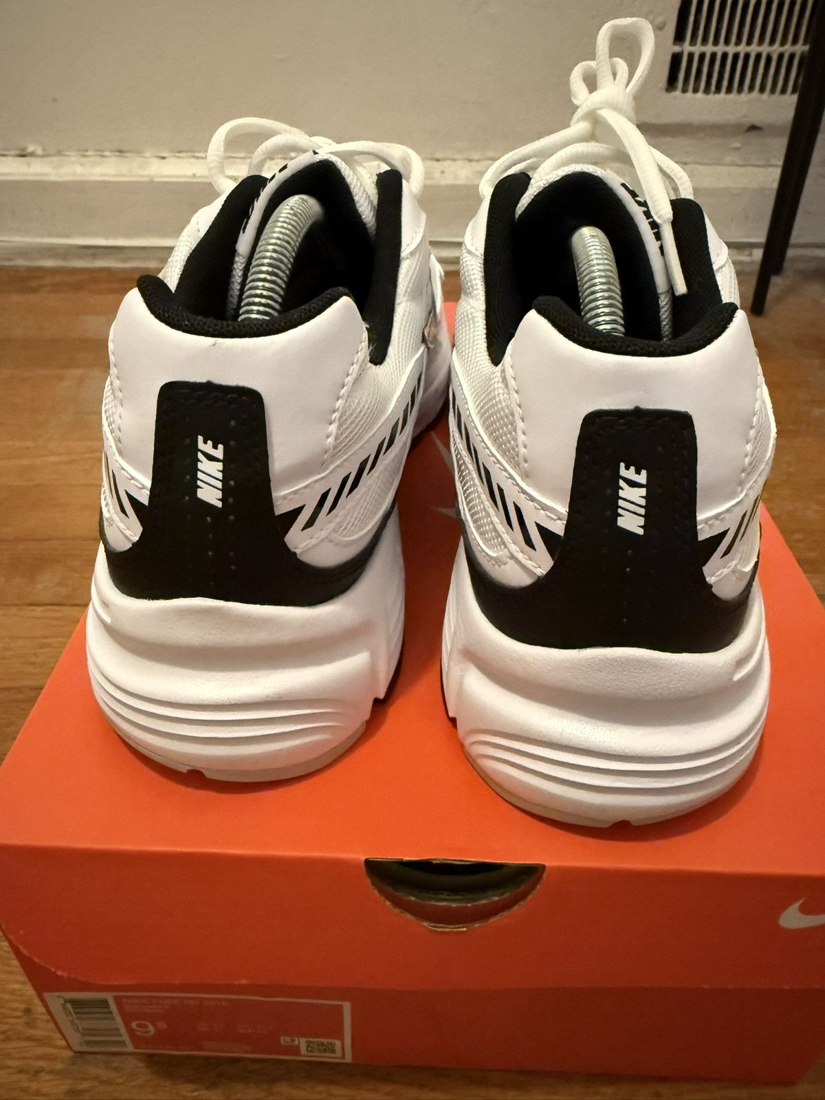 Nike Nike Initiator Size US 9.5 / EU 42-43 - 3 Thumbnail