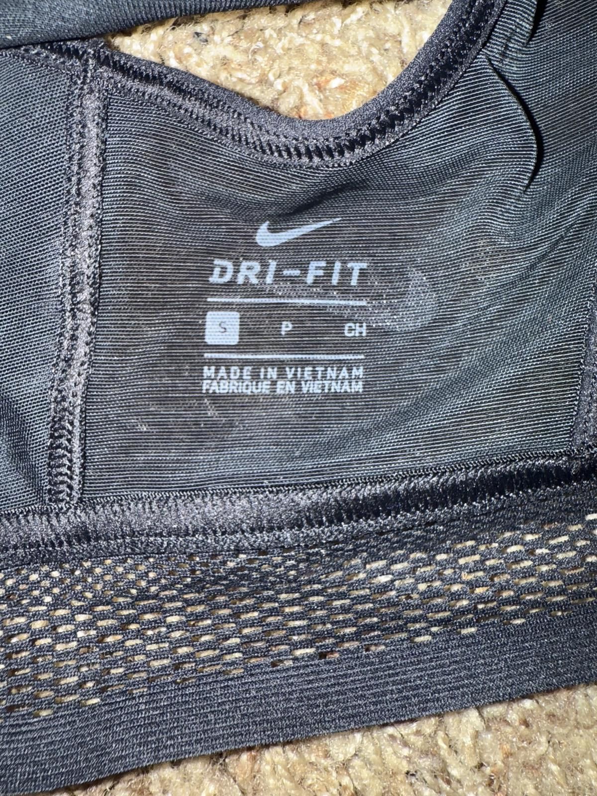 Nike Nike Women's Dri-Fit Swoosh Ultrabreathe Sports Bra Size ONE SIZE - 8 Thumbnail