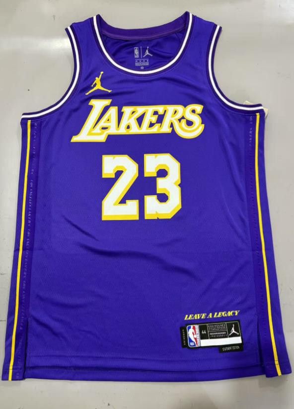 NBA Los Angeles Lakers 23 LeBron James Jersey 2026 Size US XL / EU 56 / 4 - 2 Thumbnail