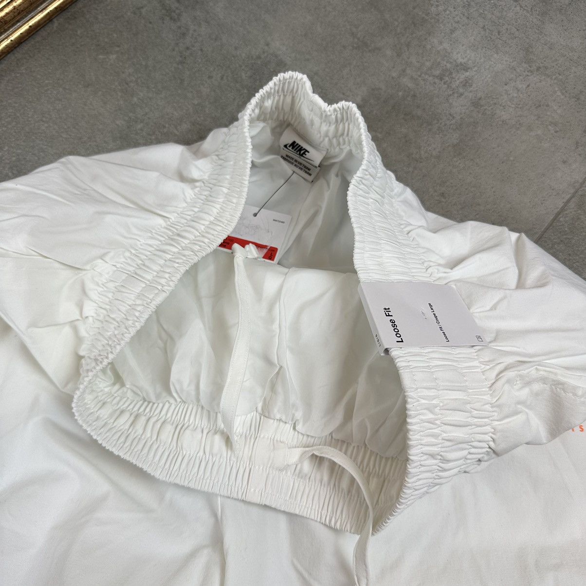 Nike Nike nylon jogger pants white L oversize parachute y2k Size US 34 / EU 50 - 3 Thumbnail
