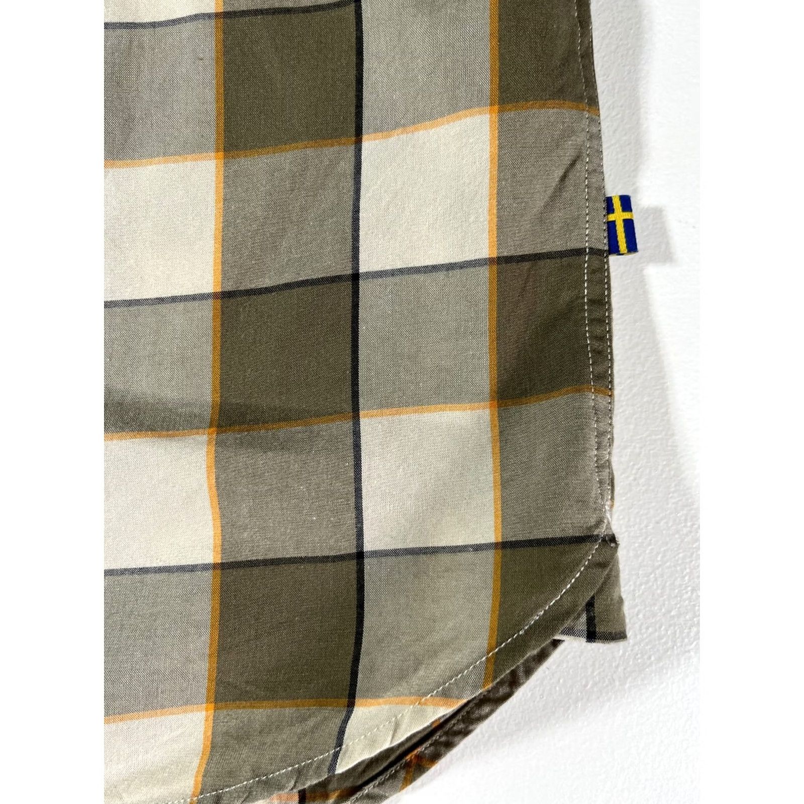 Vintage Men's Fjällräven High Coast Big Check Short Sleeve Shirt Sz L Size US L / EU 52-54 / 3 - 7 Thumbnail