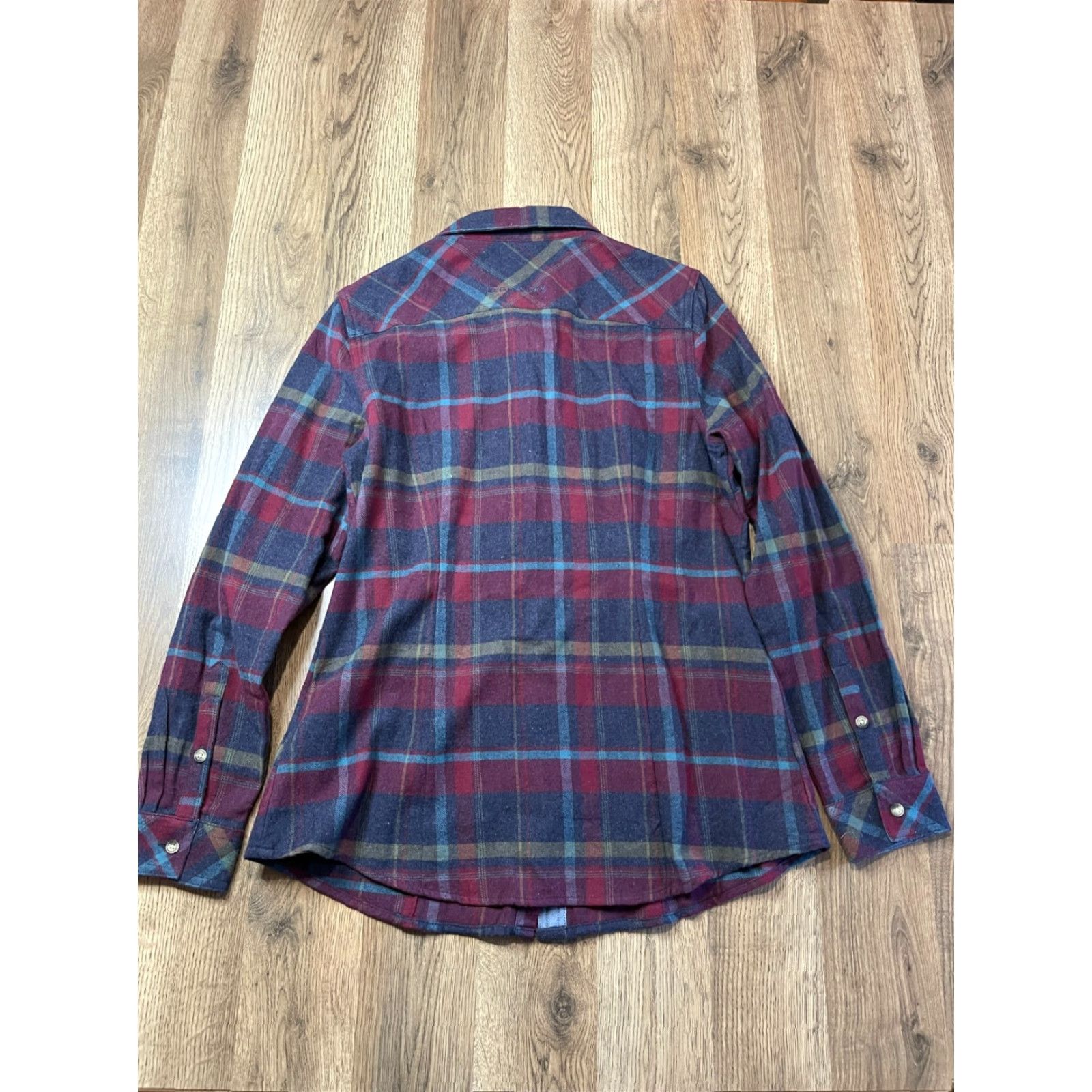 Vintage Legendary Whitetails Shirt, Men's Medium, Plaid, Button Up, Long Sleeve, Blue Green Purple, Casual, Regular Fit, Fall Spring Summer, Mens Size US M / EU 48-50 / 2 - 2 Thumbnail
