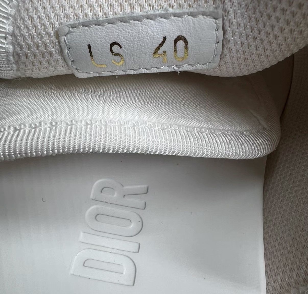 Dior Dior D-Wander White Velcro Slippers J41 Size US 7 / EU 40 - 6 Thumbnail