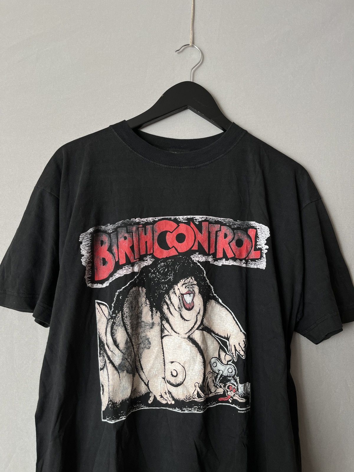 Band Tees × Vintage 1980’s Birth Control Hoodoo Man Iconic Print T-Shirt Size US XL / EU 56 / 4 - 1 Thumbnail