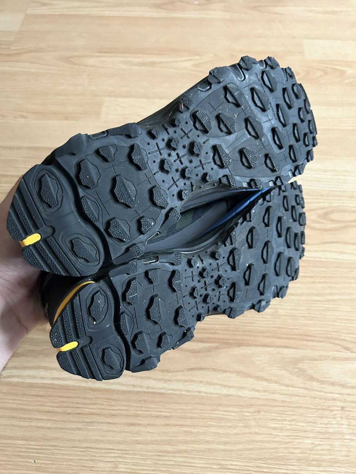 Adidas Adidas Response Hoverturf Size US 12 / EU 45 - 6 Thumbnail