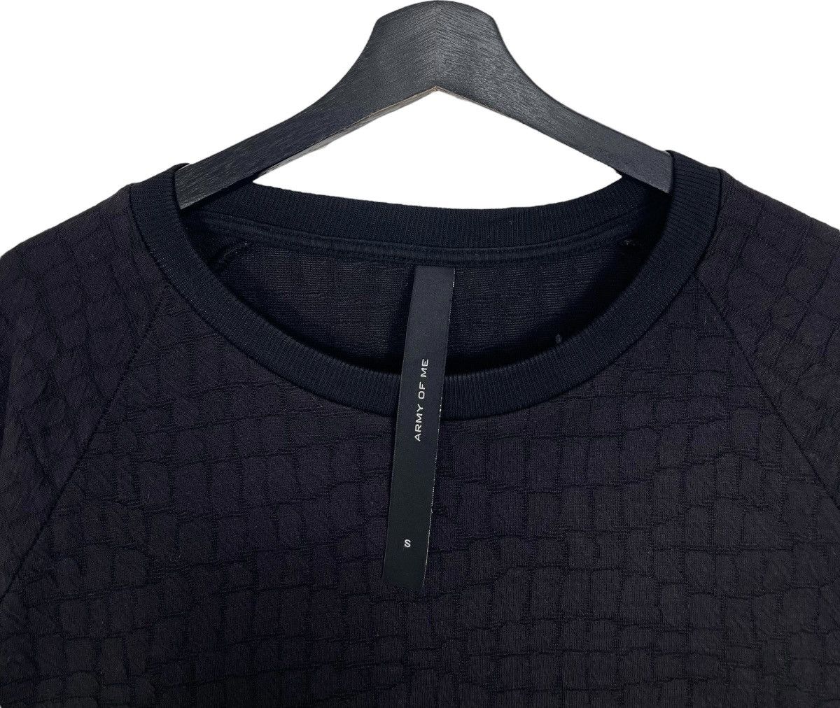 Army Of Me AW15 ARMY OF ME CROCODILE SKIN PATTERN KNIT Size US S / EU 44-46 / 1 - 7 Thumbnail