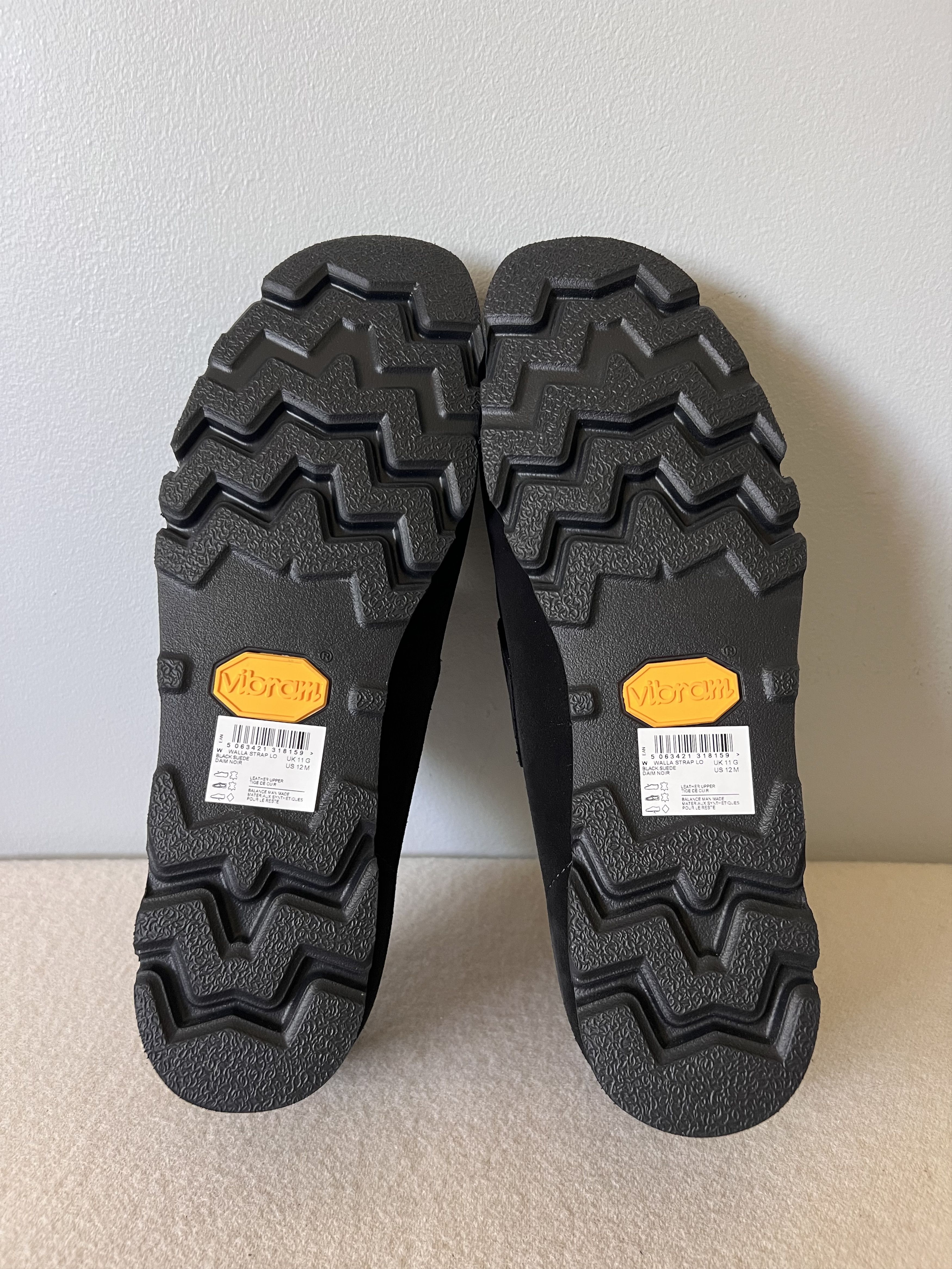 Needles Needles Clarks Walla Lo in Black Suede Size US 12 / EU 45 - 6 Thumbnail