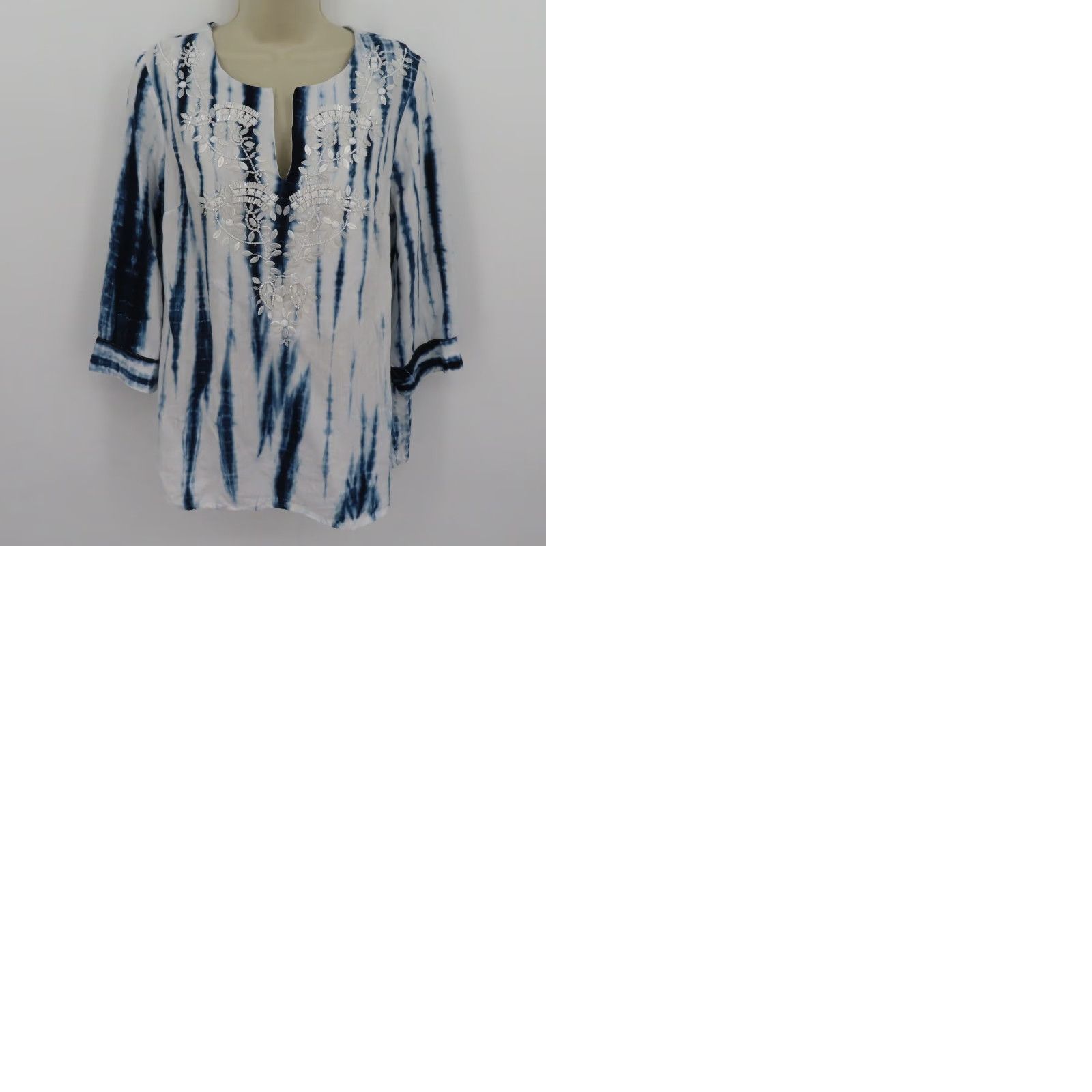 Soft Surroundings Soft Surroundings Blouse Tunic Women M Blue White Tie Dye Beaded Shirt Top Size M / US 6-8 / IT 42-44 - 9 Thumbnail