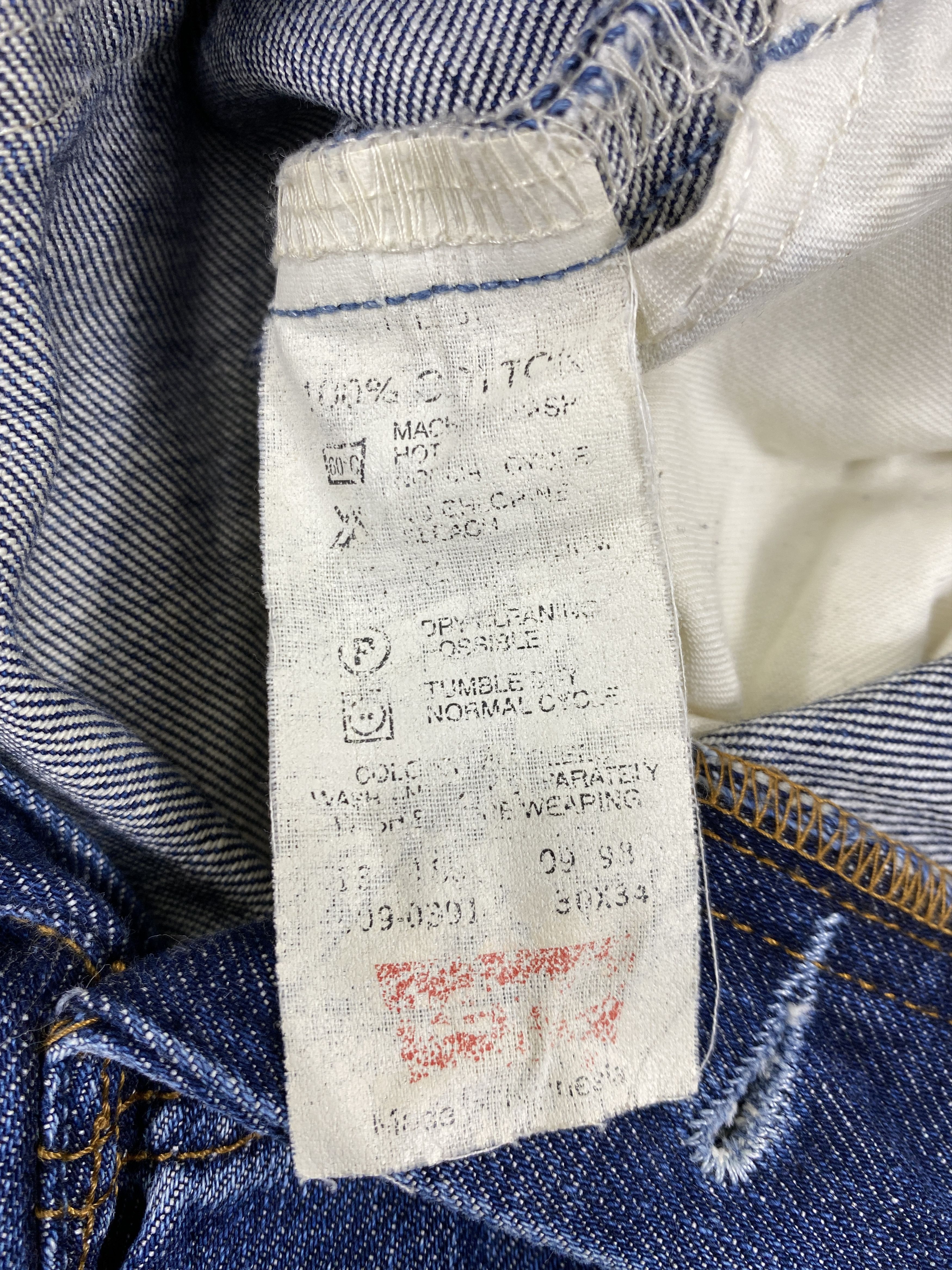 Levi's Distressed Blue Vintage Levi's 509 Jeans 30x30 Denim- JN3599 Size US 30 / EU 46 - 9 Thumbnail