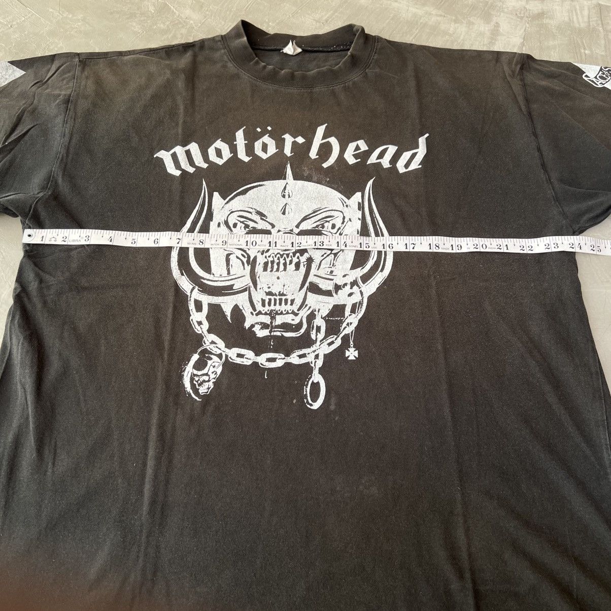 Band Tees Vintage Motorhead "Warpig" graphic T-shirt Size US L / EU 52-54 / 3 - 8 Thumbnail