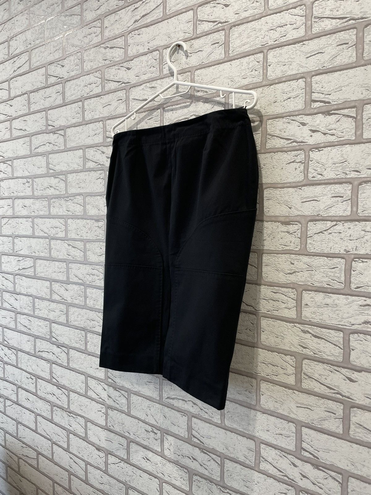 Gucci × Tom Ford Vintage Gucci midi black skirt Size 40" / US 18 - 9 Thumbnail