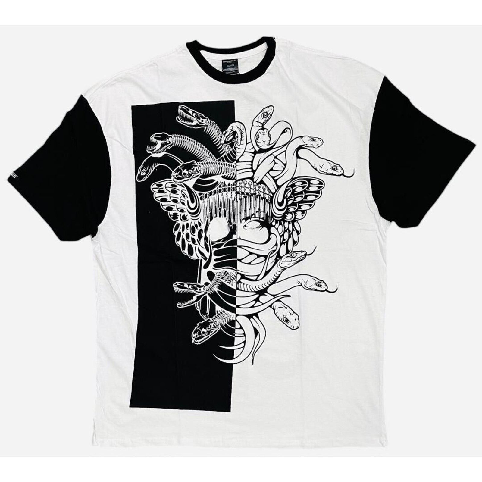 Crooks & Castles Crooks & Castles T-Shirt Half Skull Medusa Short Sleeve Tee Size US XXL / EU 58 / 5 - 1 Thumbnail
