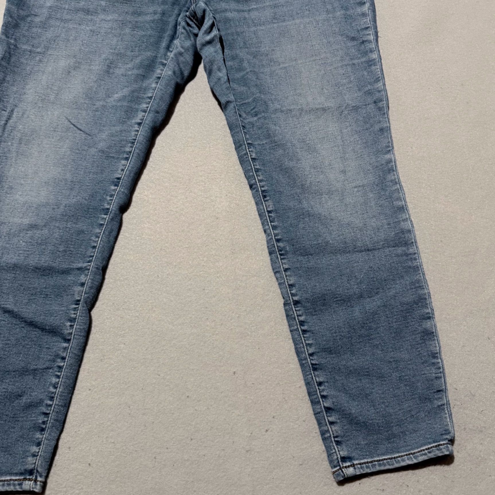 J.Crew J. Crew Jeans Blue Denim Mid Rise Skinny Zip Fly 32 Womens Crop Distressed Pockets - 32 Size 24" / US 00 / IT 34 - 6 Thumbnail