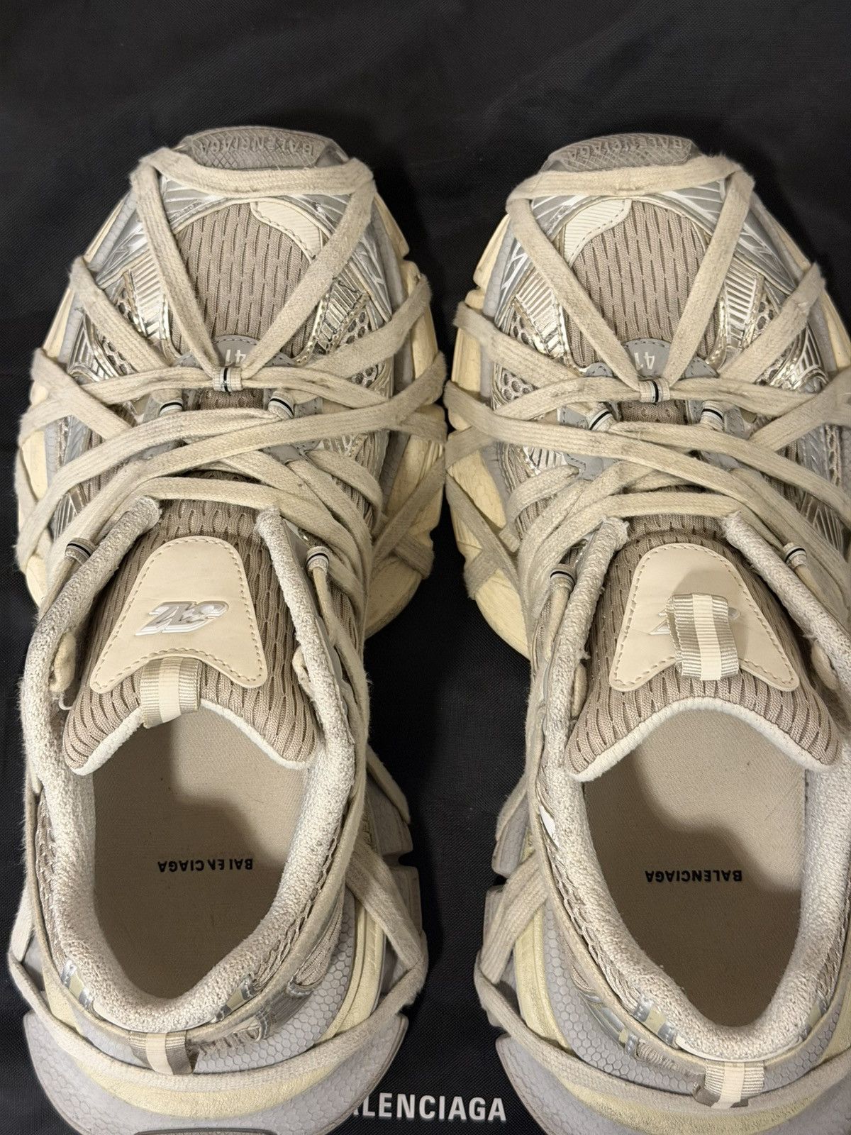 Balenciaga Balenciaga 3xl extreme lace Size US 8 / EU 41 - 4 Thumbnail