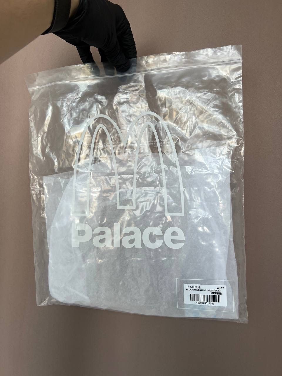 Palace Palace x McDonald's Logo T-Shirt Limited Fashion Size M Size US M / EU 48-50 / 2 - 11 Thumbnail