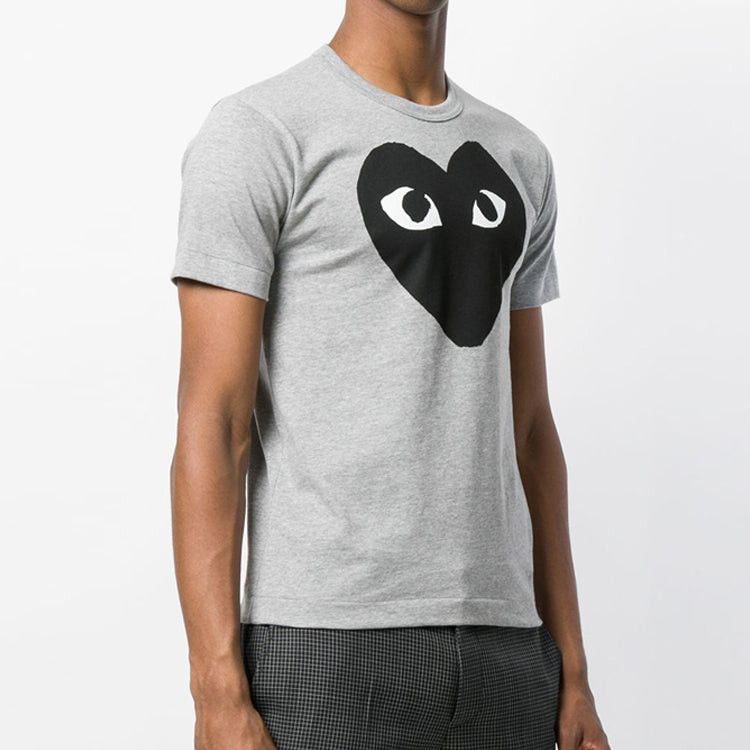 Comme des Garcons Vintage Comme Des Garcons Heart TeeTshirt Size US L / EU 52-54 / 3 - 14 Thumbnail
